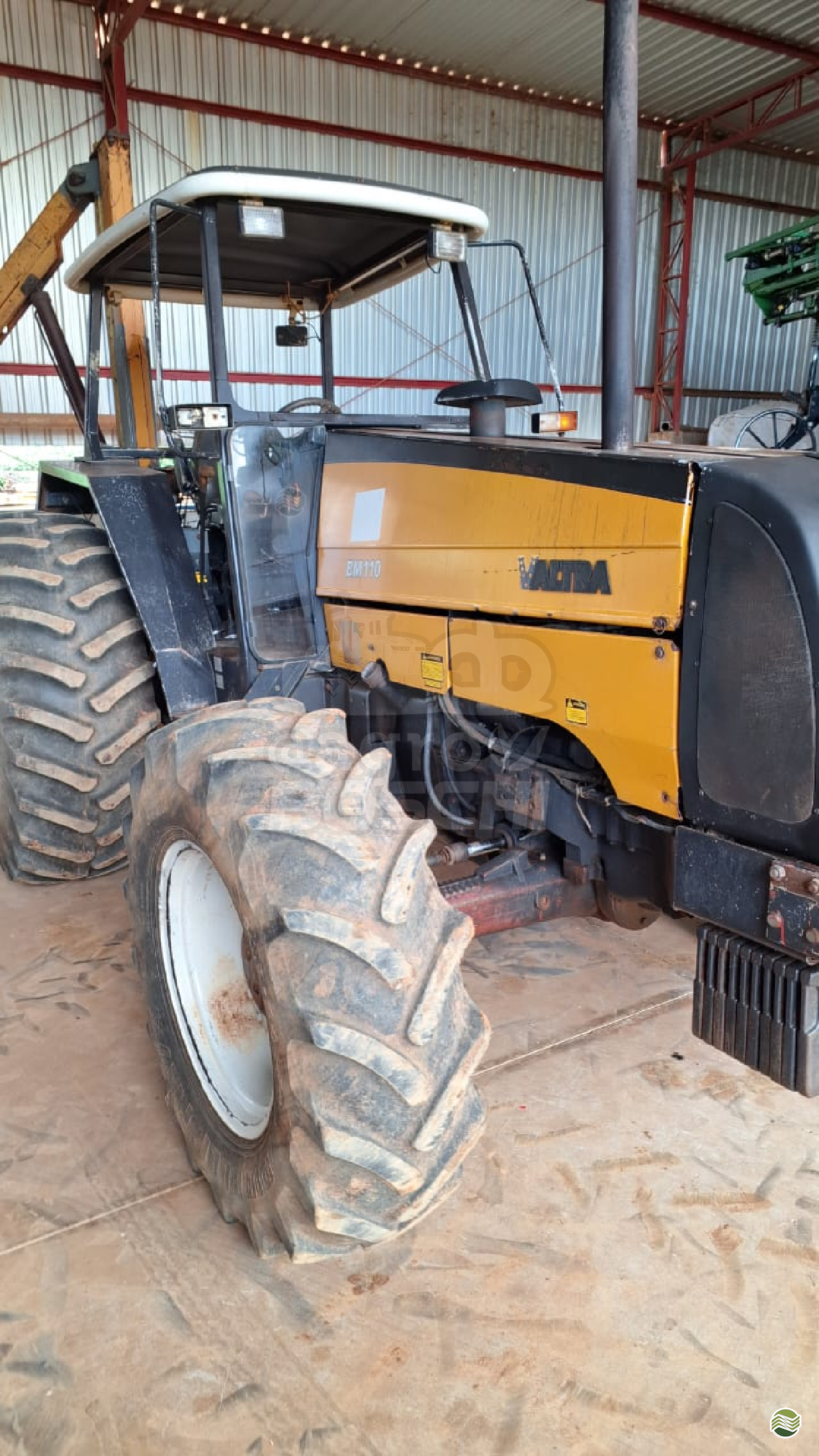 VALTRA BM 110 de AgroBoschi